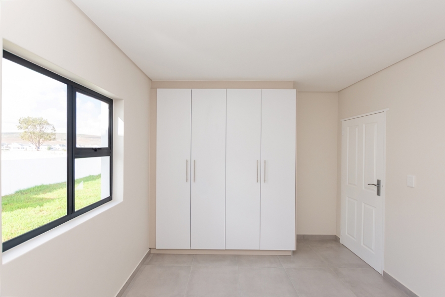 3 Bedroom Property for Sale in Brittania Beach Estate Western Cape